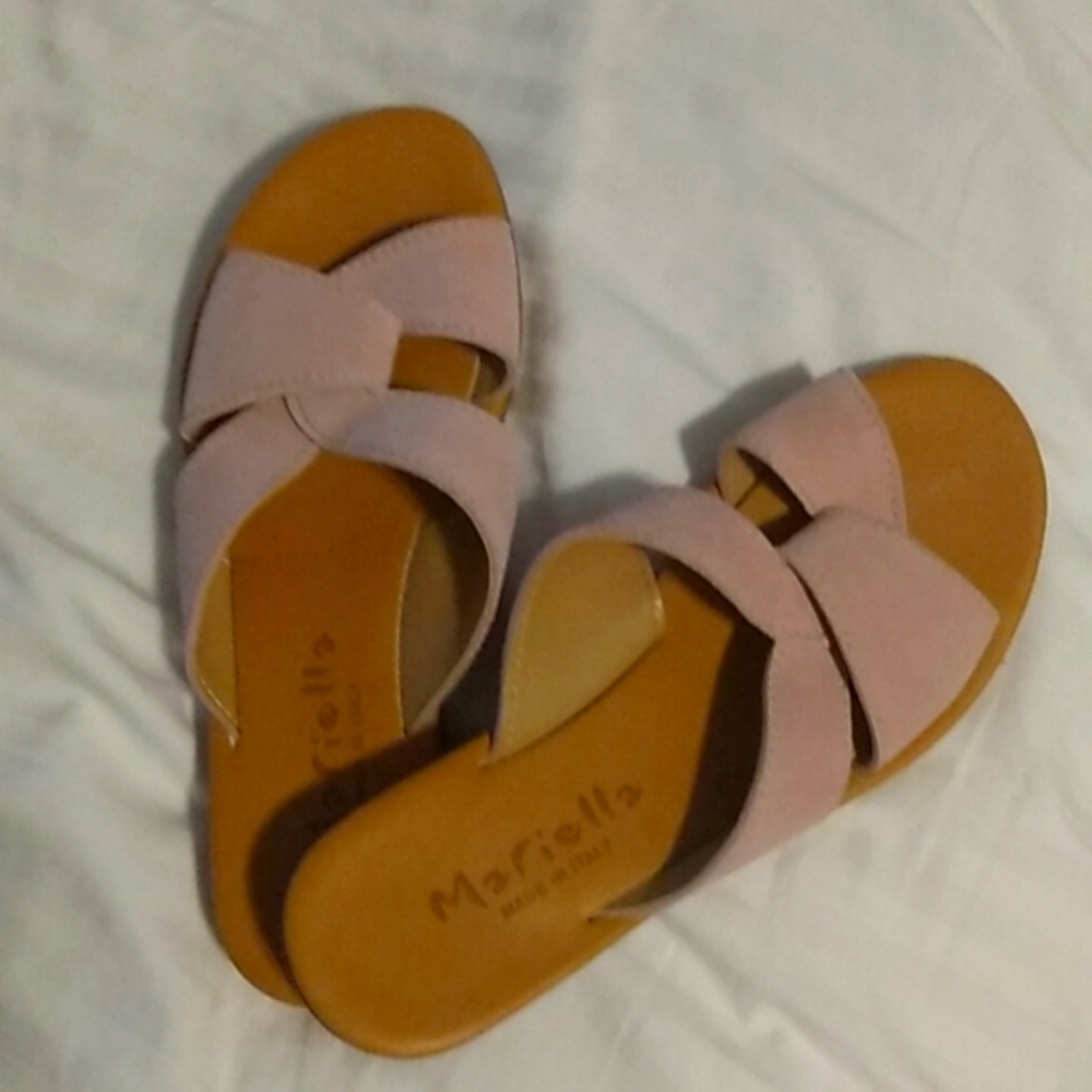 Mariella pink suede sandals
